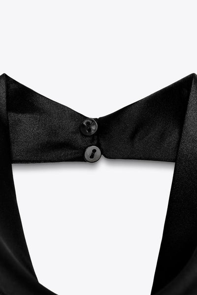 BELLE | Sateng haltertopp