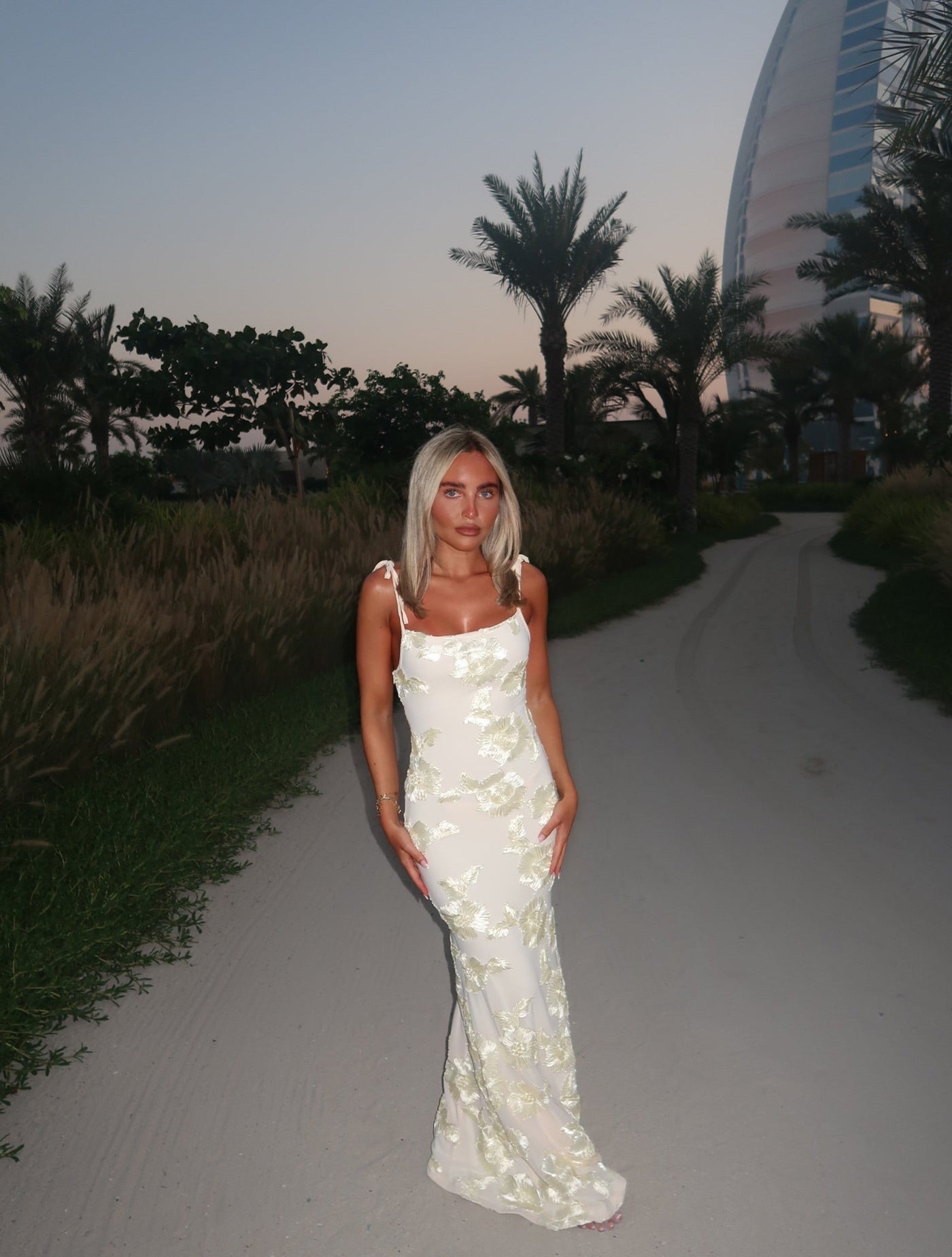 MARTINE | Blomsterdrøm Maxi Dress