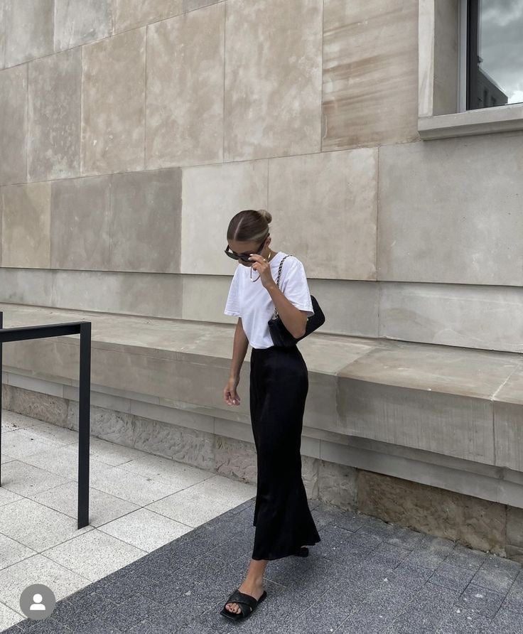 AMALIE | satin Skirt